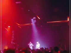 -OMO PARTY HOUSE