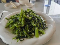 -三姐妹·海鲜大排档