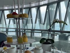 -广州塔卢特斯法国旋转餐厅