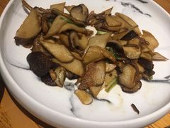 -海小馆海鲜餐厅(茂业百货店)