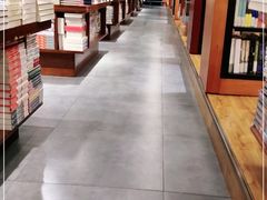 -西西弗书店(三峡广场湟恩新纪元购物广场店)
