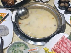 -煲大王猪肚鸡·椰子鸡火锅(红谷滩万达店)