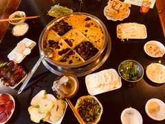 -邓莽子老火锅(中兴路总店)