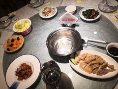 -侬佳蒸菜馆(听潮店)