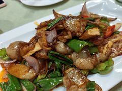 特色土猪回锅肉-渝信川菜(南滨店)