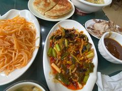 -李连贵酒家熏肉大饼(昆明街店)