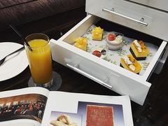 -行者书屋大堂吧 ·下午茶(南京圣和府邸酒店)