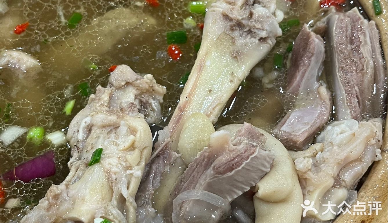 在杭州！！我会去吃5678…回的羊肉炉🐑