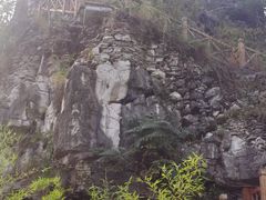 -高荡千年布依古寨旅游景区