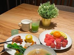 -米漾酒店(深圳会展中心岗厦地铁站店)