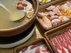 -菌小白·野生菌火锅(时尚天河店)