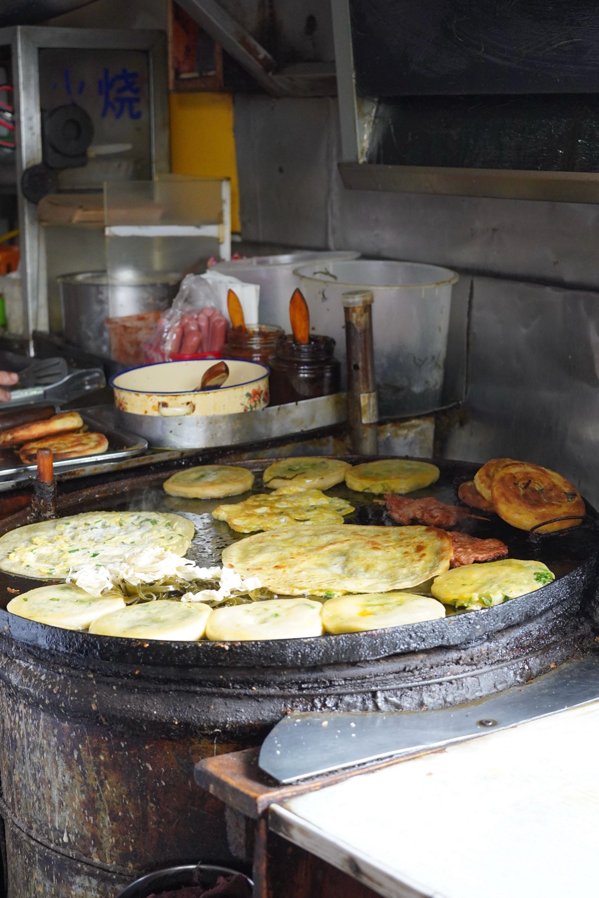 今天尝鲜的鸡蛋饼,超好吃!