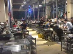 大堂-胡四哥特色火盆烧烤(总店)