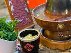 酸菜-小窝头炭火铜锅
