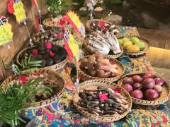 -老滇山寨•云南特色菜•地方菜•民族风情歌舞表演(金碧店)