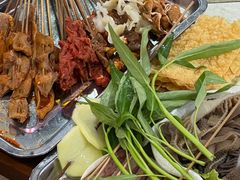 -灌县老妈砂锅串串香(万科红生活广场店)