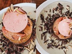 -ROAST coffee & eatery