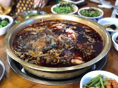 鸡鱼混吃-白水河冷锅鱼