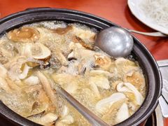 野生菌汤锅-菌之家·专业纯野生菌火锅·特色炒菌