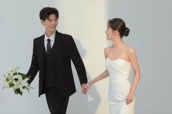 -喜爱高定婚纱摄影