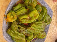 -维吾尔餐厅(宜山路店)