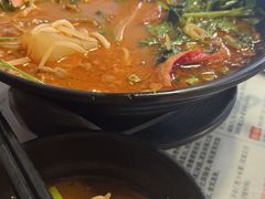 招牌炸酱小锅米线-肥汁米蘭香港米线(宁波路总店)