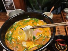 -银米·云南传统过桥米线(双廊黑金冠店)
