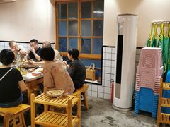 -岗上渣渣老火锅(两路口店)