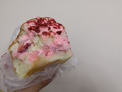 -巴黎贝甜(大宁国际商业广场店)