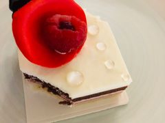 玫瑰慕斯-BLACKSWAN黑天鹅(环球店)