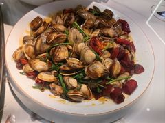 -嗨辣小聚·盘锦河蟹·海鲜烧烤龙虾(盘锦十年好店)