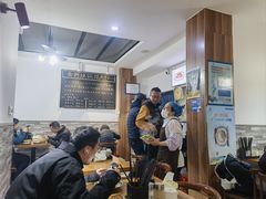 -黄阿姨锅贴大王(万航渡路店)