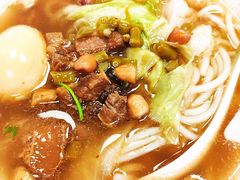 -卓雅桂林米粉