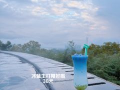 -七彩云南古滇温泉山庄