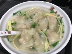 刀鱼馄饨-老半斋(福州路店)