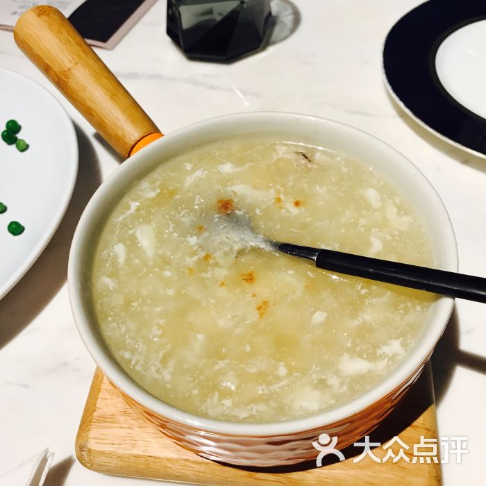 鲜拆蟹肉鱼肚羹