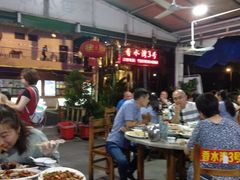 -四川小胡子海鲜(丁村万人海鲜广场店)