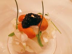 金箔鱼子酱海胆-Amber(置地文华东方酒店)