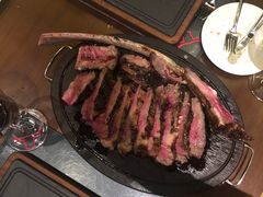 -恰餐厅及酒吧 CHAR Bar & Grill (北京丽都皇冠假日店)