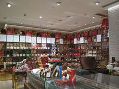 -VENCHI 闻绮(北京国贸商城店)