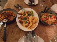 -Common Table · Brunch & Coffee