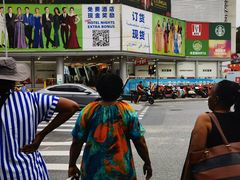 -广州白马服装市场