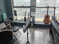 -梅纳·钢琴声乐架子鼓Mena Music(双井店)