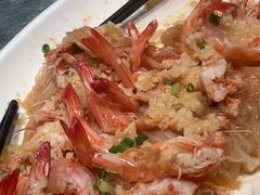 蒜蓉粉丝蒸九节虾-蚝得喜海鲜(东城店)