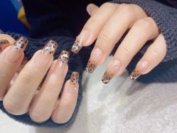 -Nail Me美甲美睫