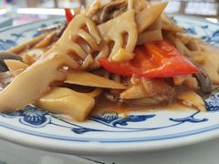 -天天向上素食餐厅(五台山店)