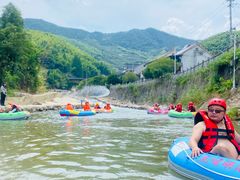 -虎啸峡漂流