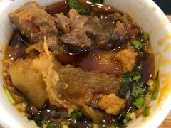 -金鼎雪山牦牛杂火锅(理县总店)