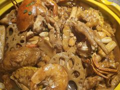 -多嘴超级肉蟹煲(杉杉国潮主题店)