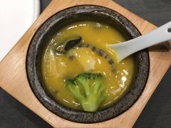 石锅脆米煮鲍鱼-望乡楼上海菜(日月光店)